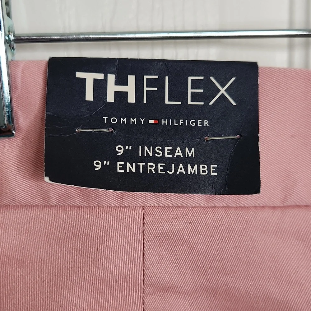 Tommy Hilfiger TH Flex salmon pink Nantucket Red chino shorts size 36